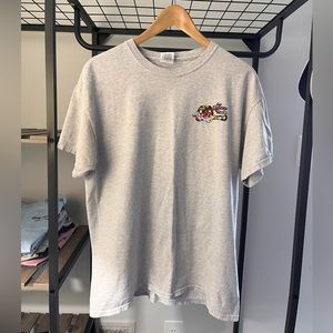 Mens size L t-shirt